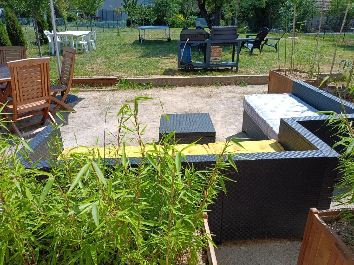 Gite Les Dames Du Quint 3 Etoiles Baume-les-Dames Kamer foto