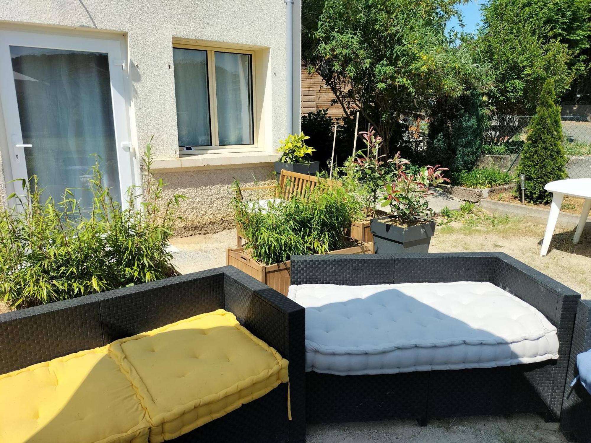 Gite Les Dames Du Quint 3 Etoiles Baume-les-Dames Kamer foto